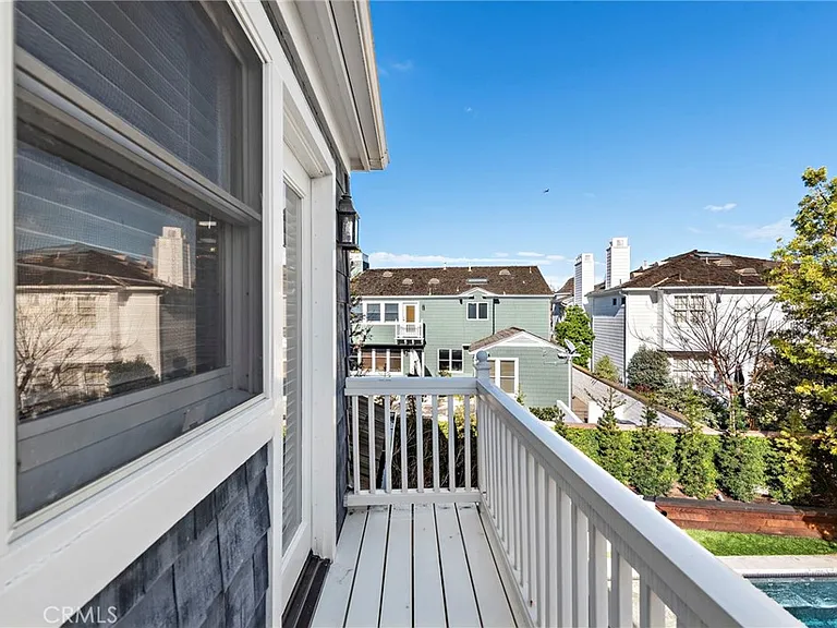 20 Cape Danbury — Photo 35