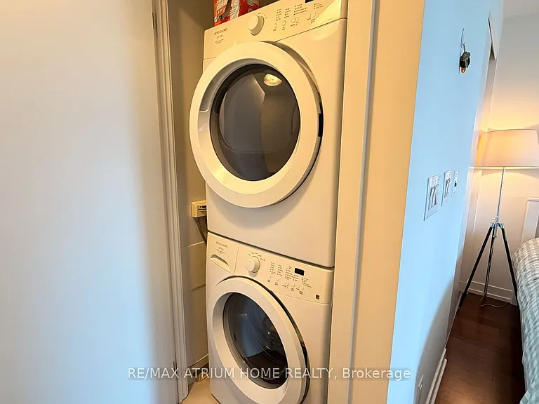 21 Widmer St #1903 — Photo 15