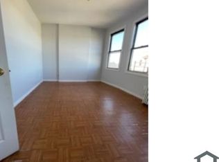 6 Van Cortlandt Park Ave APT 1N, Yonkers, NY 10701