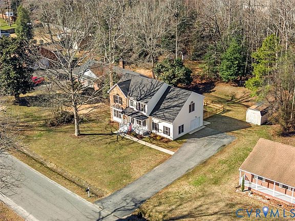 2nd image of 4110 Oxbridge Rd