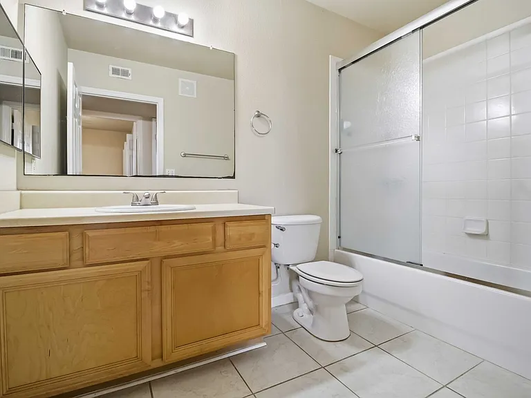 1020 Villagio Cir #205 — Photo 20