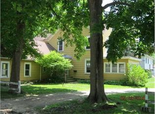 435 N Gage St, Somonauk, IL 60552
