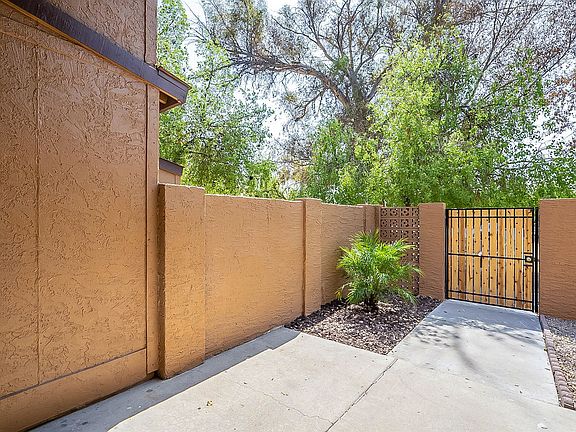 4th image of 3646 N 67th Ave Unit 77