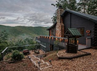 865 N Laurel Ridge Dr, Blue Ridge, GA 30513