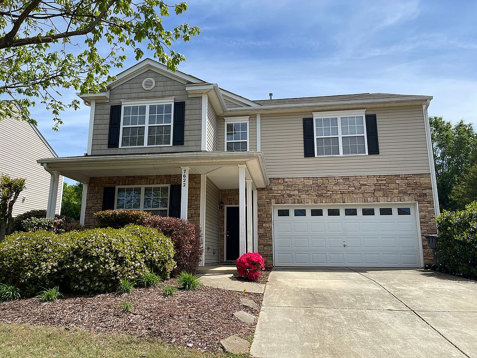 1st image of 7622 Carrington Forest Ln