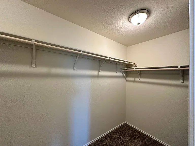 300 Danielle Dr — Photo 25