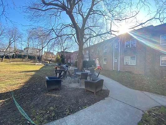 Rented by Silverstein Collection LLC  | media 17