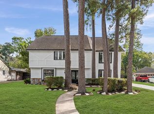 1123 Suwanee Ln, Houston, TX 77090