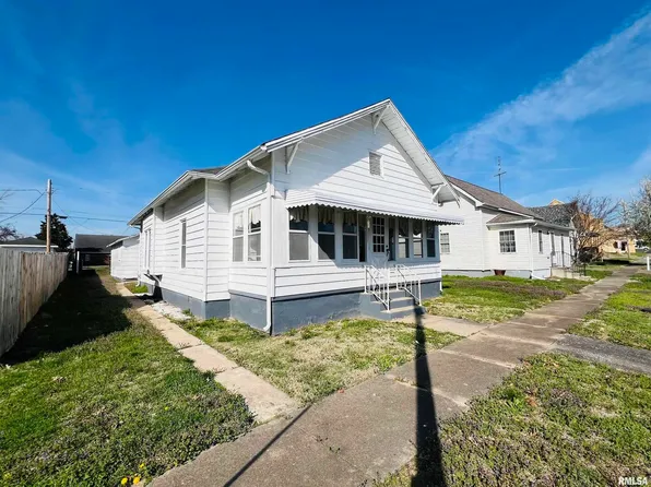 1151 1st St, Eldorado, IL 62930