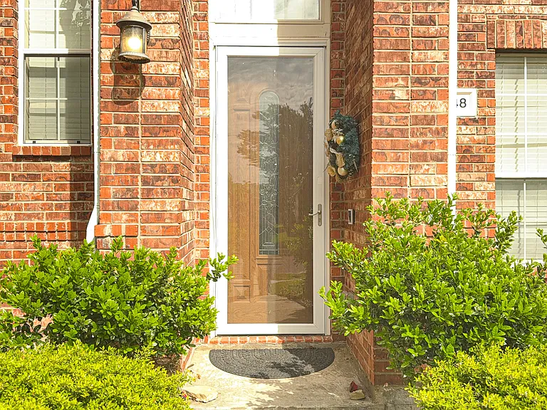 7848 Ravens Cliff Dr — Photo 4