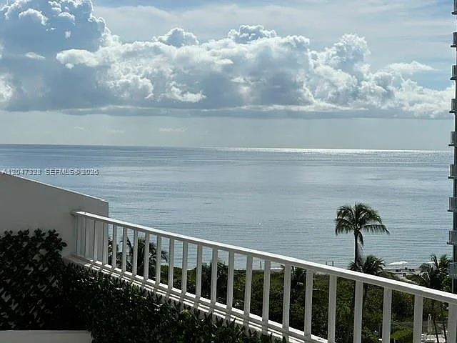 199 Ocean Lane Dr #903 — Photo 7