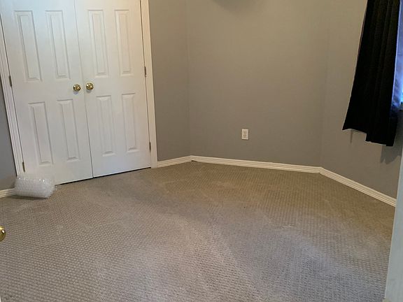 4th image of 5640 Centeridge Dr