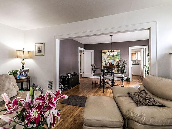 4th image of 220-222 Durston Ave