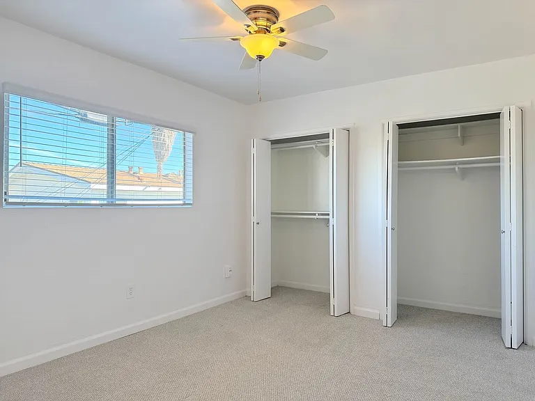 4639 Iowa St — Photo 11