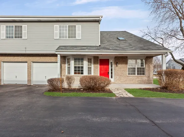 3490 Willowview Ct, Aurora, IL 60504