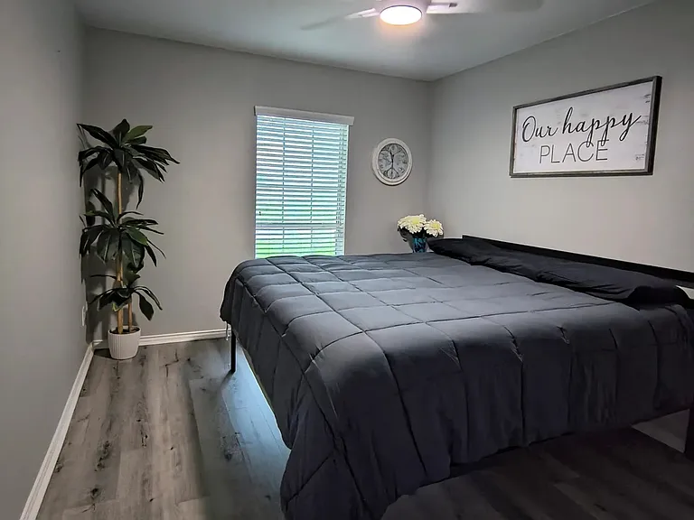 Pebble Shores Ln — Photo 9