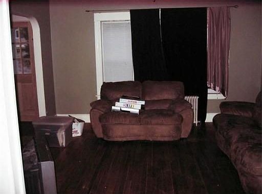 3rd image of 15 Candlewood St