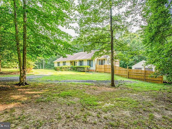 5th image of 11524 Forest Walk Dr