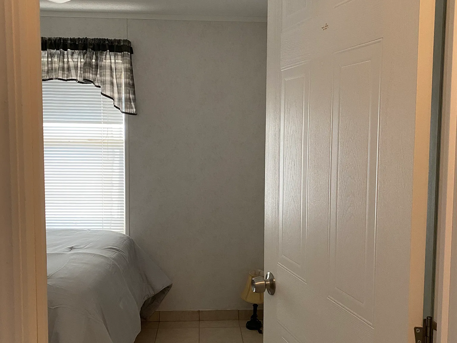 2 bed, 1120 sqft, $500 — Photo 2