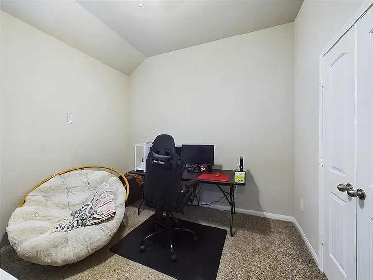 4701 Las Casitas Way — Photo 15