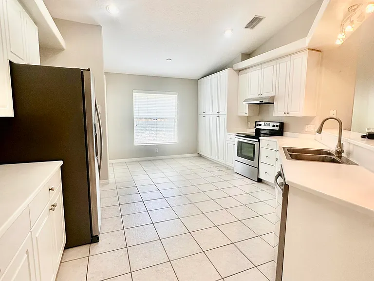2817 Mondavi Dr — Photo 7