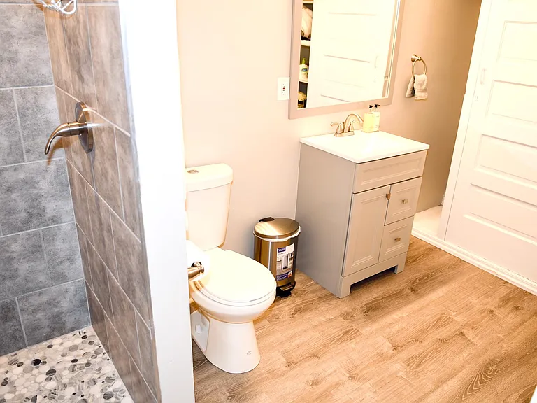 1403 Park Ave #2 — Photo 13