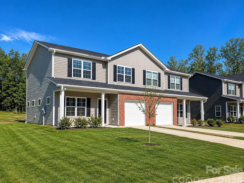 1st image of 124 Village Creek Way