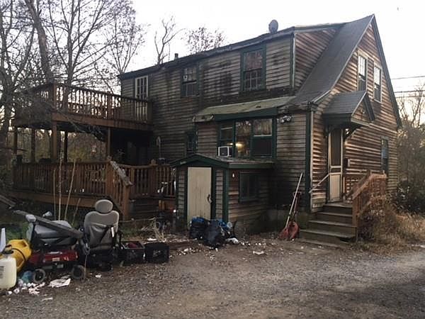 2nd image of 191 Central St