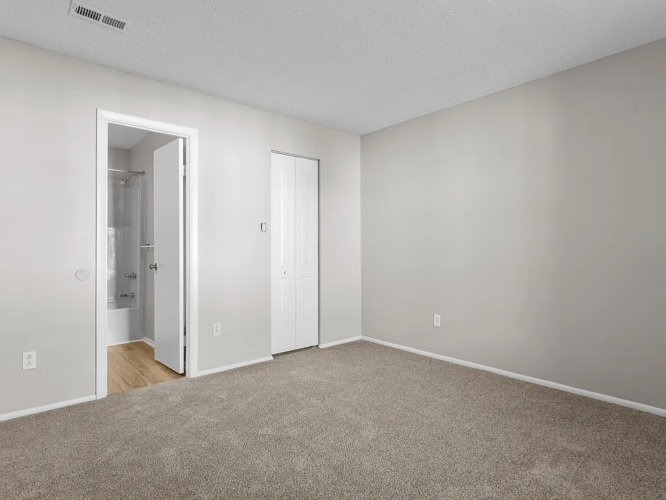 503 Peak Ct