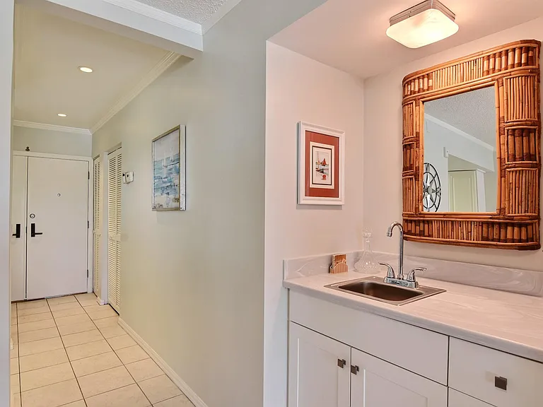 3939 Ocean Dr #302B — Photo 17