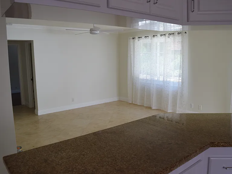 24811 Cutter — Photo 10