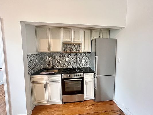 3rd image of 48-11 45th St #4C