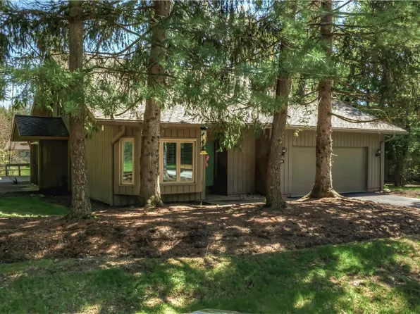 325 Inwood Trl, Aurora, OH 44202