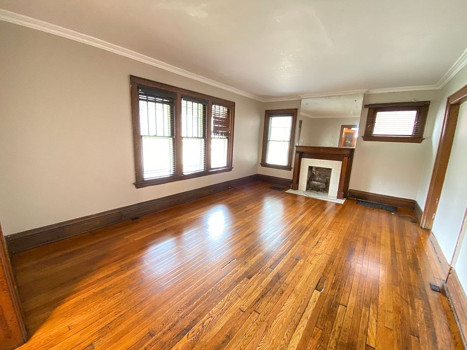 1st image of 235 E 16th Ave #235
