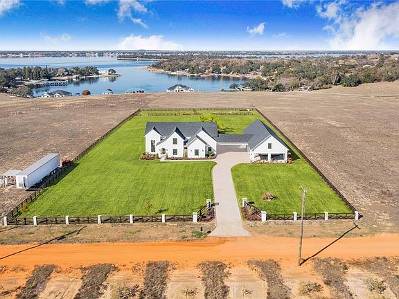 3rd image of 1109 Minute Mann Rd