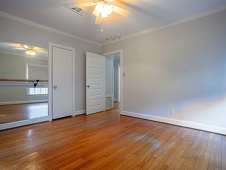 755 N 23rd St — Photo 26
