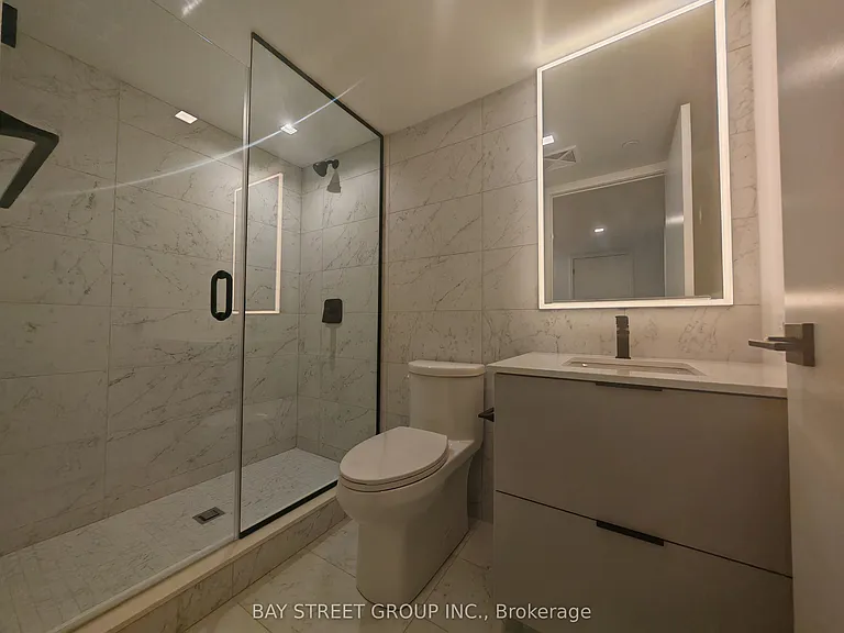 609 Sherbourne St #2211 — Photo 8
