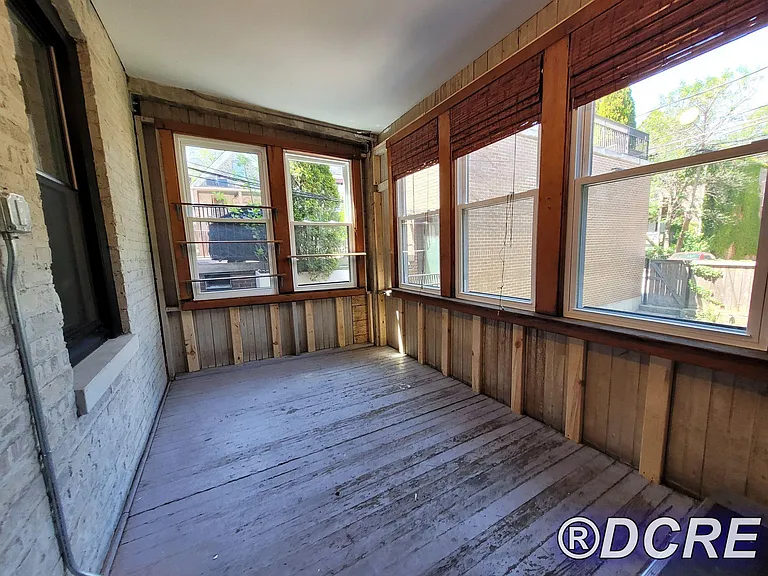 1714 N Wolcott Ave #1R — Photo 10