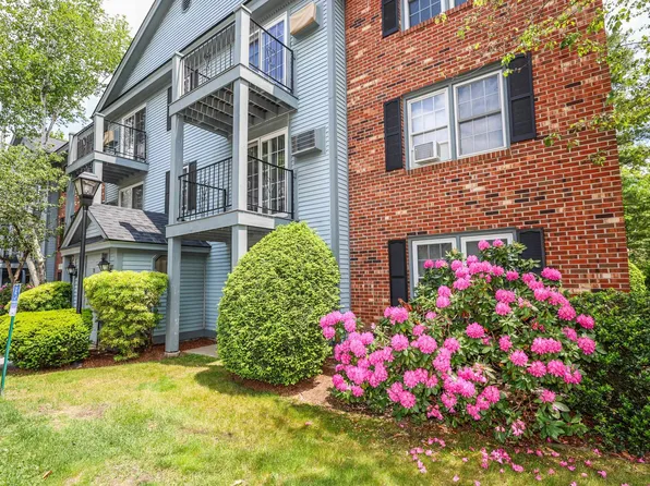11 Northbrook Drive #1110, Manchester, NH 03102