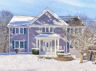 3 Middle St, Middleton, MA 01949