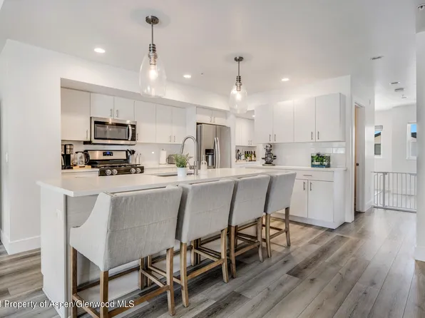 4266 Ripple Ln, Glenwood Springs, CO 81601