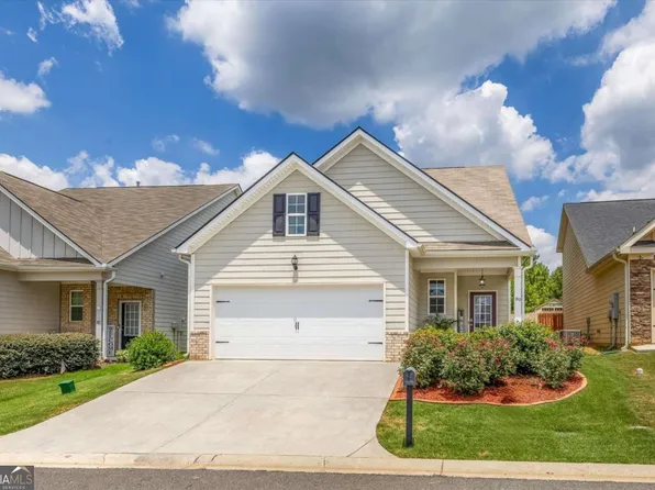 89 Castlemoor Loop, Adairsville, GA 30103