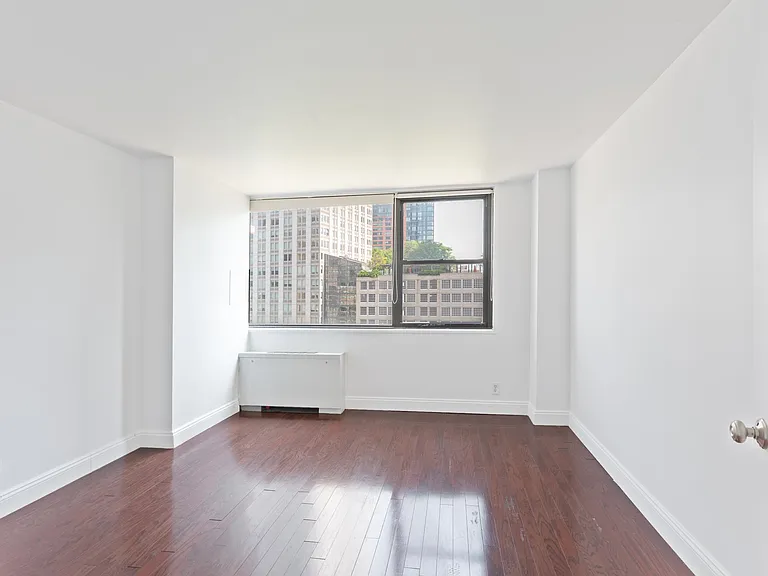270 Luis M Marin Blvd #8E — Photo 5