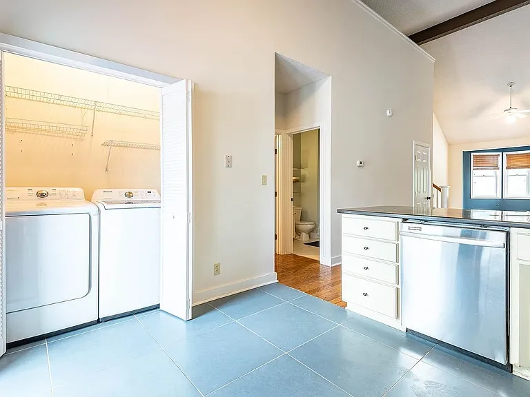 407 S Madison St #407 — Photo 11