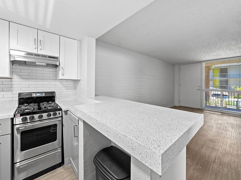 Crosstown Phoenix Apartment Rentals Phoenix, AZ Zillow