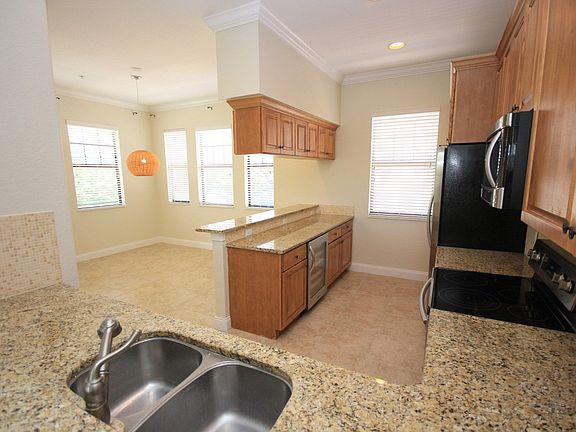 5th image of 6031 Bowen Daniel Dr Unit 108