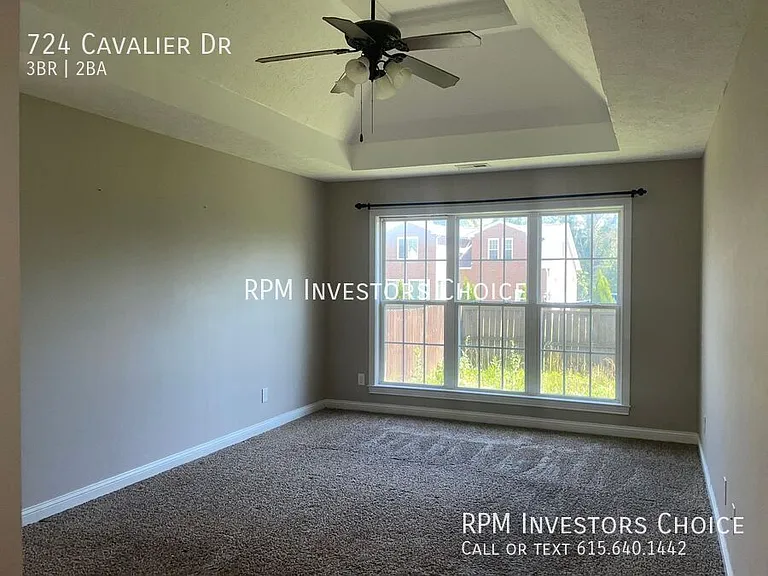 724 Cavalier Dr — Photo 11