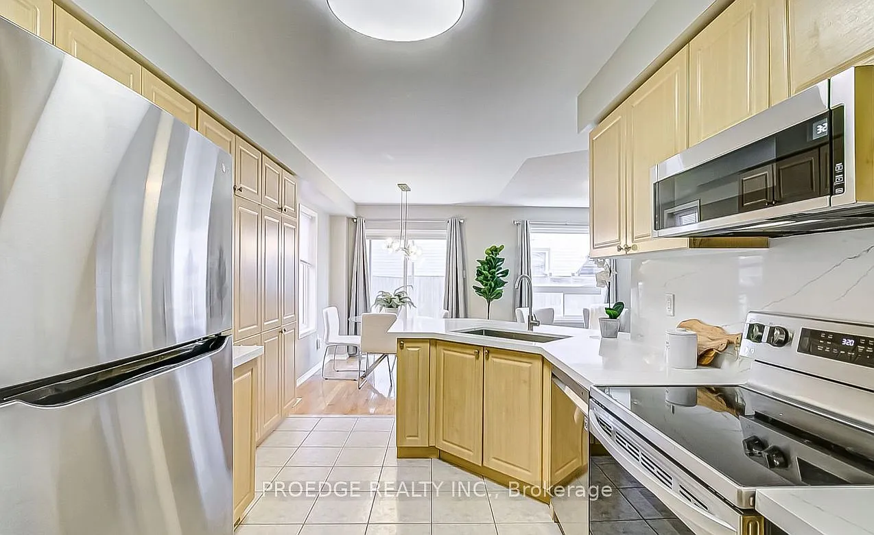 3 bed, $3,100 — Photo 4