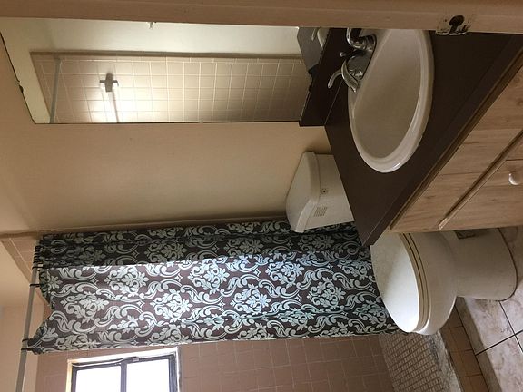 3rd image of 1790 Carley Ct