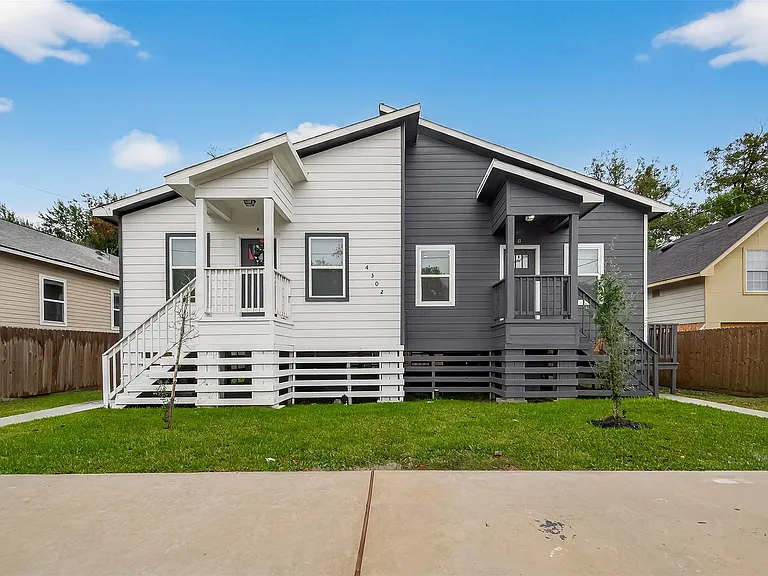 4302 Hirsch Rd #B — Photo 1